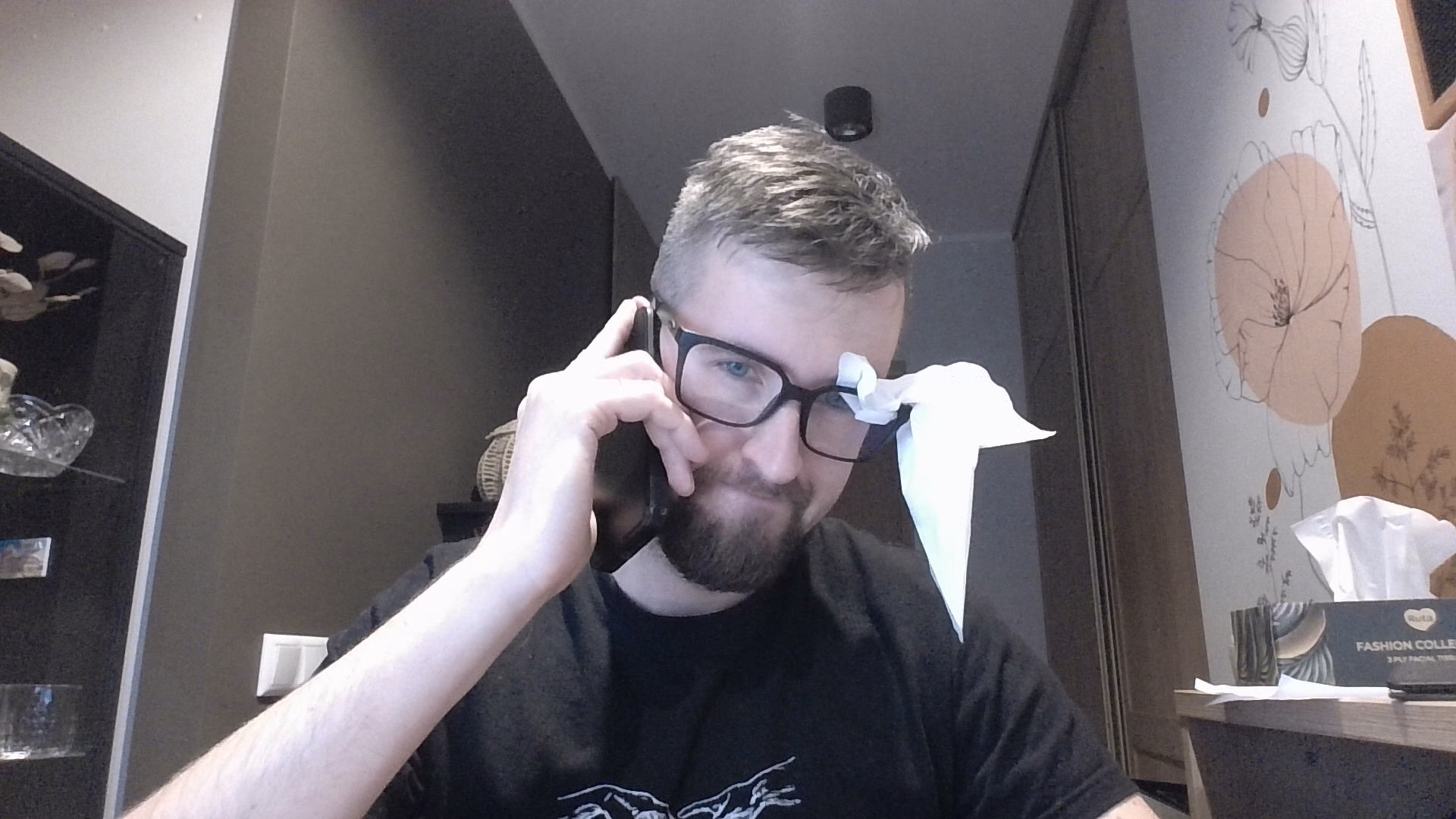 Kui eesmärgiks oleks klikke püüda, siis peaksin selle postituse kirjutamata jätma. Vahel oleks tark oma suu kinni hoida – olen seda ikka ja jälle elus õppinud. 